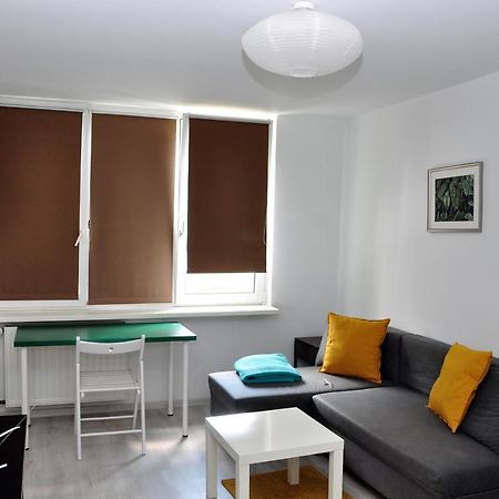 Prudentia Apartments Moko Economy 2 Varsó Kültér fotó