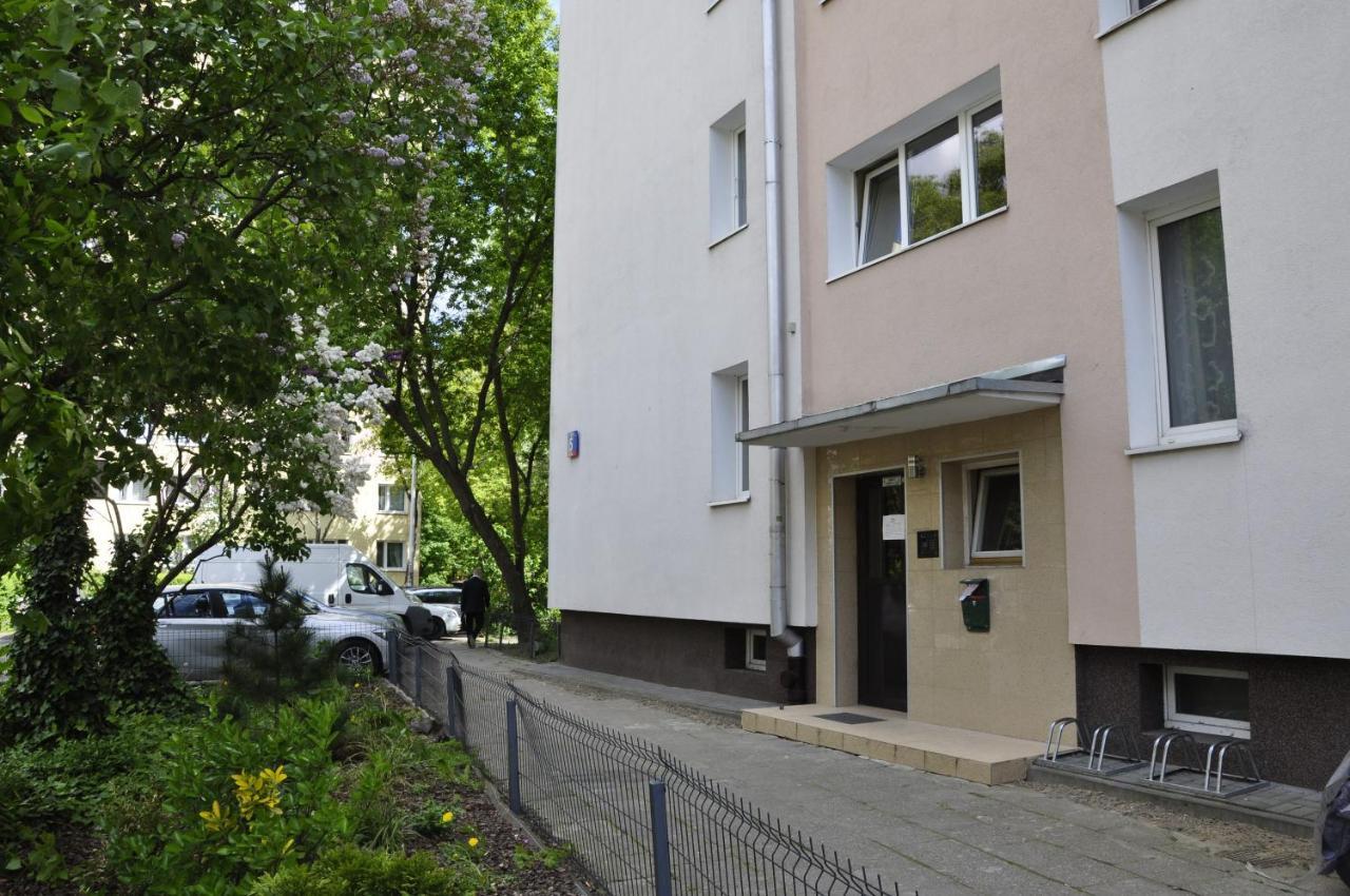 Prudentia Apartments Moko Economy 2 Varsó Kültér fotó
